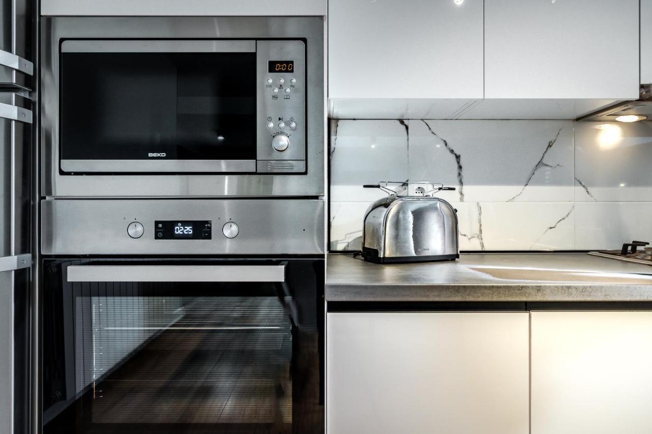 Modern Apartment In Old Тбилиси Екстериор снимка