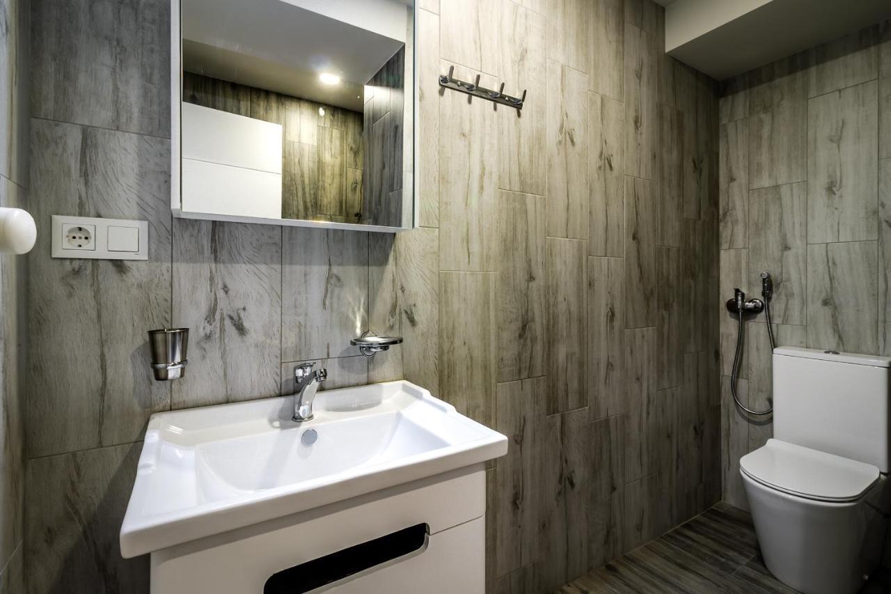 Modern Apartment In Old Тбилиси Екстериор снимка